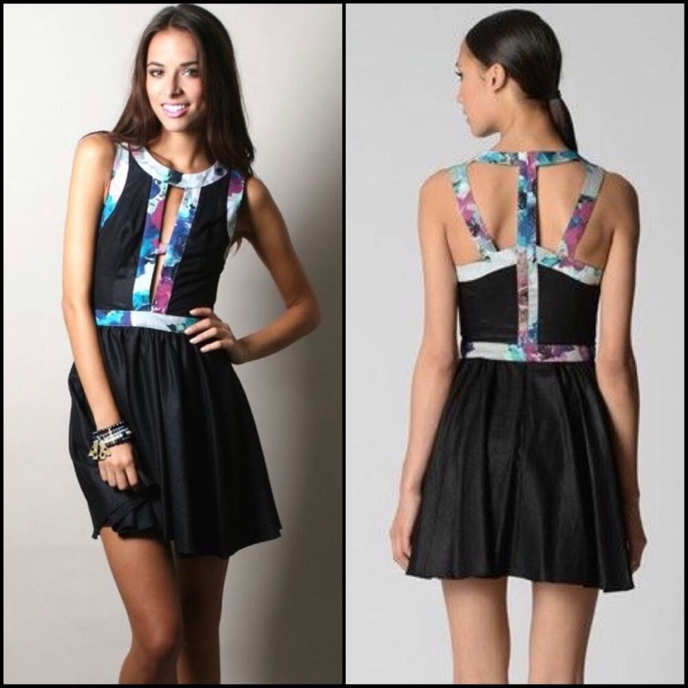 KEEPSAKE Day Dream Believer Black Floral Dress Cutout Back Party Cocktail XS